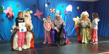 The Three Wise Men come to School 7
