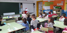 Santa Claus comes to School 2