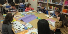 Visitamos la nueva biblioteca del colegio 10
