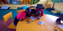 2019_10_10_Biblioteca de Kumwenya School_CEIP FDLR_Las Rozas 14
