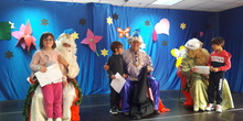 The Three Wise Men come to School 4